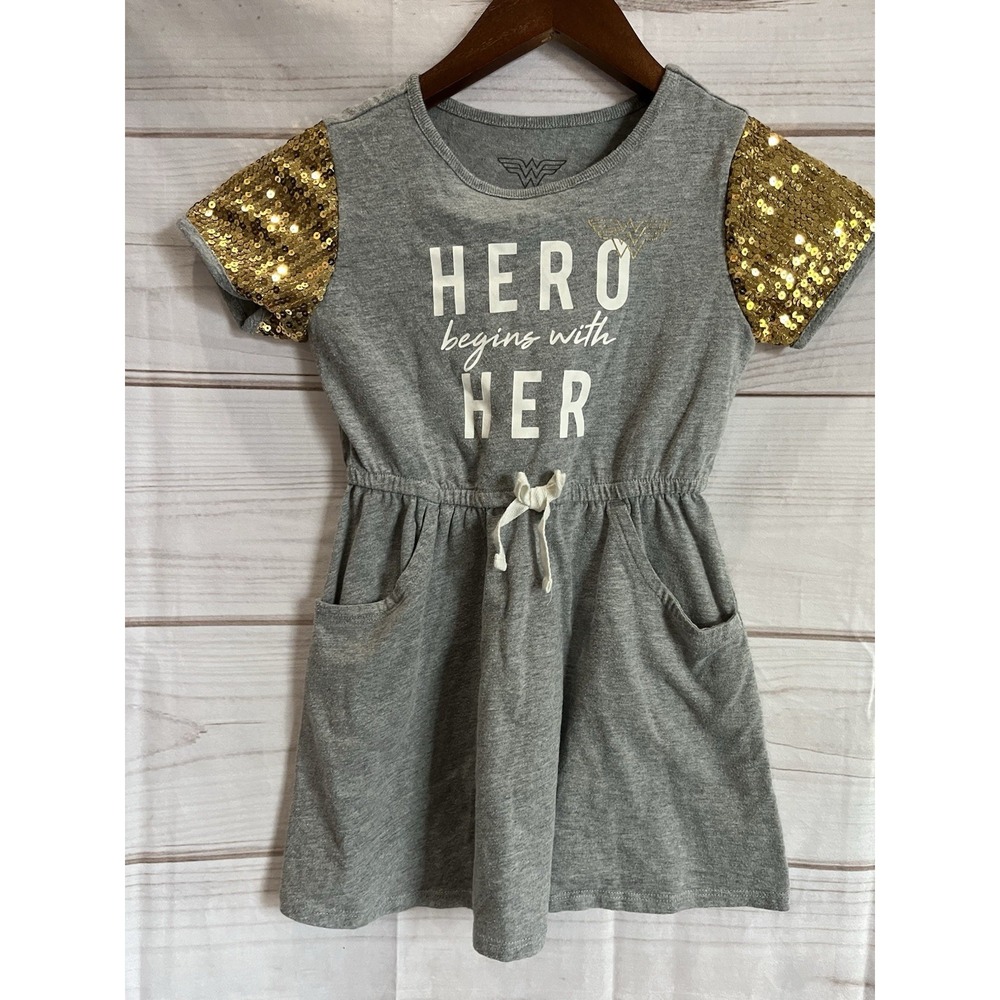 Girls DC Comics Wonder Woman Sequin Sleeve Dress XS 4/5 Gray/Gold